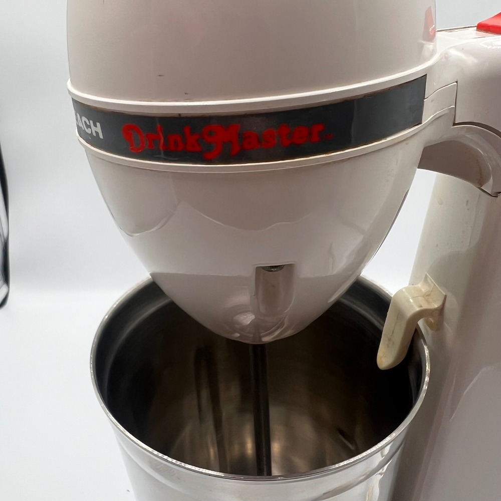 Hamilton Beach DrinkMaster 727-4 Milkshake Maker White with Stainless Steel Cup - Picture 6 of 7